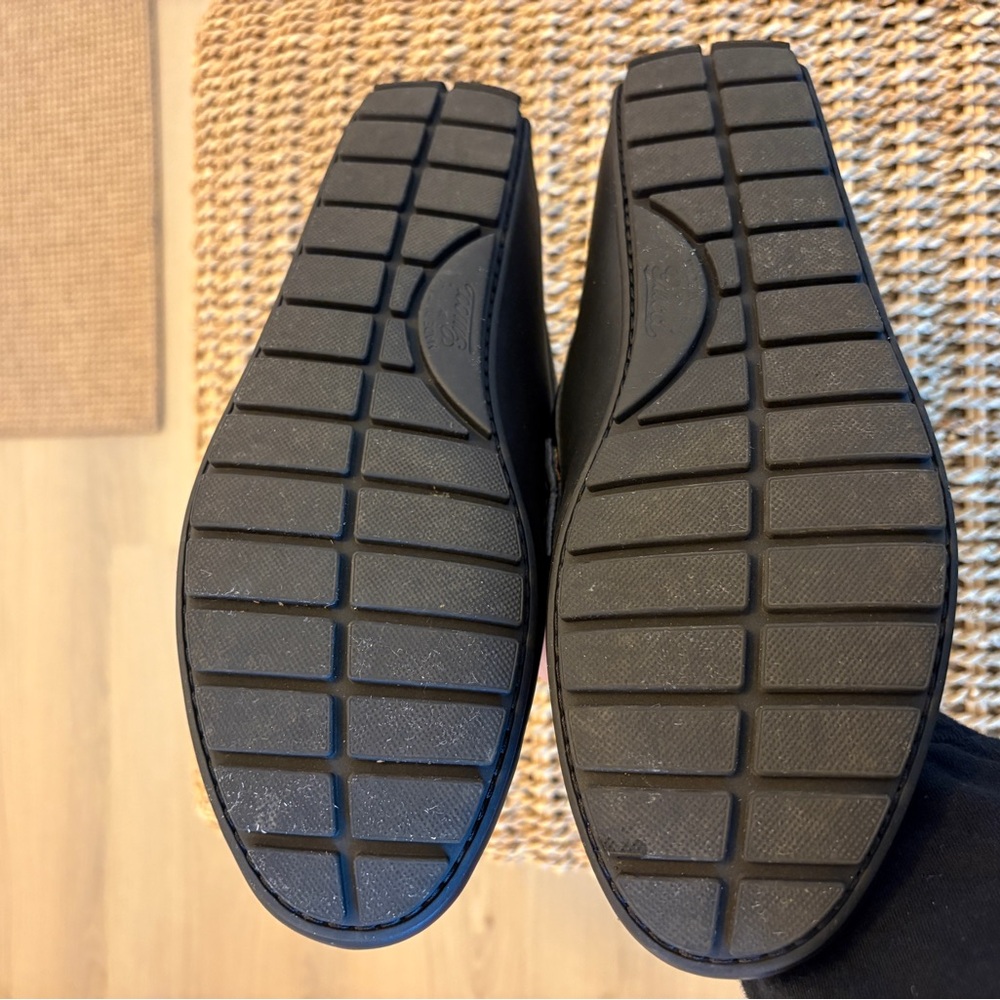 Gucci Men's Embossed loafer/ driver shoes - Picture 6 of 7